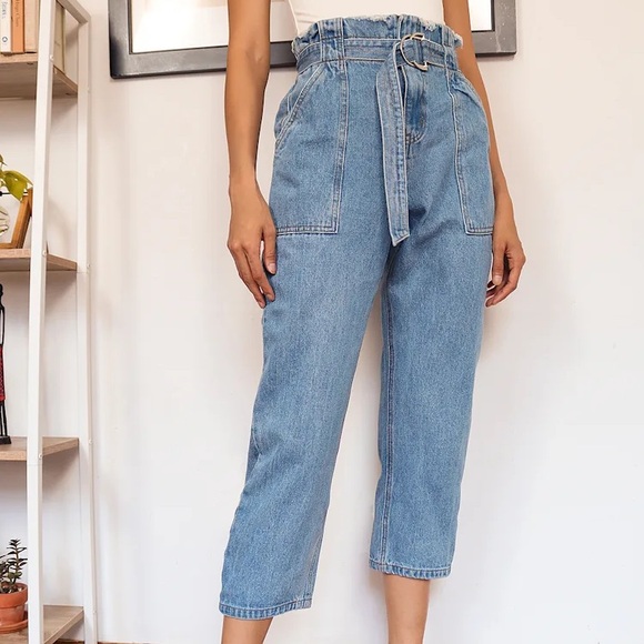 Lulus Medium Wash Belted Paper Bag Waist Cropped Jeans - Picture 1 of 12